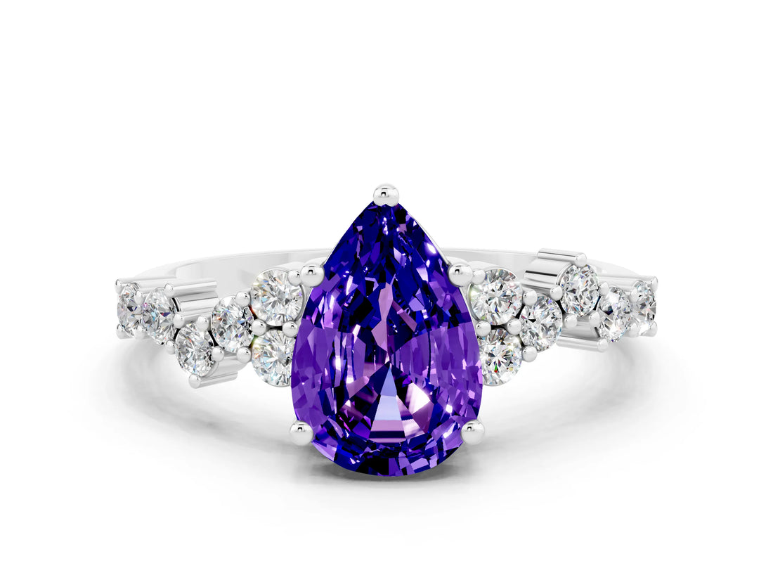 White gold Pear Cut Diamond Cluster Pavé Band with Four-Prong Setting