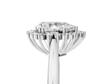 White gold Pear Cut Diamond Halo Ring with Solitaire Band and Prong Setting_88
