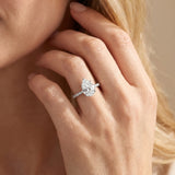 White gold Pear Cut Diamond Pavé Band Ring with Four-Prong Setting_70