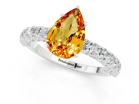 White gold Pear Cut Diamond Pavé Band Solitaire Ring with Prong Setting_1