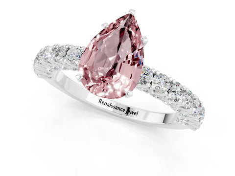 White gold Pear Cut Diamond Pavé Band Solitaire Ring with Prong Setting_1
