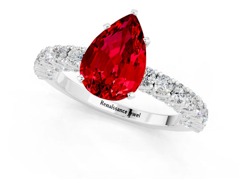 White gold Pear Cut Diamond Pavé Band Solitaire Ring with Prong Setting_1