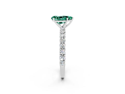 White gold Pear Cut Diamond Pavé Band Solitaire Ring with Prong Setting_2