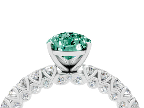 White gold Pear Cut Diamond Pavé Band Solitaire Ring with Prong Setting_4