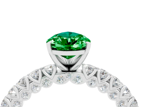 White gold Pear Cut Diamond Pavé Band Solitaire Ring with Prong Setting_4
