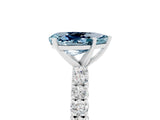 White gold Pear Cut Diamond Pavé Band Solitaire Ring with Prong Setting_5