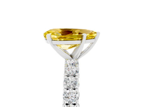 White gold Pear Cut Diamond Pavé Band Solitaire Ring with Prong Setting_5