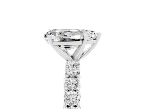 White gold Pear Cut Diamond Pavé Band Solitaire Ring with Prong Setting_5