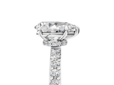 White gold Pear Cut Diamond Ring with Pavé Band and Four-Prong Setting_94