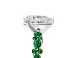 White gold Pear Cut Diamond Side Stone Solitaire Ring with Round with Emerald side stone and Four-Prong Setting_5