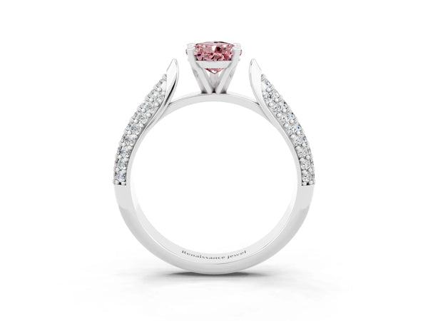 White gold Pear Cut Diamond Solitaire Engagement Ring with Pavé Band and Four-Prong Setting