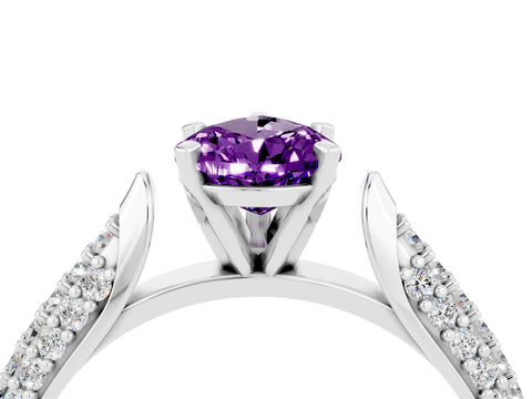 White gold Pear Cut Diamond Solitaire Engagement Ring with Pavé Band and Four-Prong Setting_4