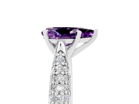 White gold Pear Cut Diamond Solitaire Engagement Ring with Pavé Band and Four-Prong Setting_5