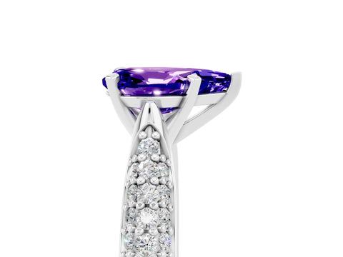 White gold Pear Cut Diamond Solitaire Engagement Ring with Pavé Band and Four-Prong Setting_5