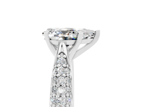 White gold Pear Cut Diamond Solitaire Engagement Ring with Pavé Band and Four-Prong Setting_5
