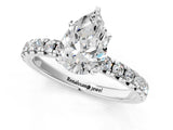 White gold Pear Cut Diamond Solitaire Pavé Engagement Ring with Round Band and Prong Setting_15