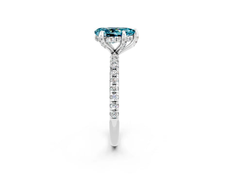 White gold Pear Cut Diamond Solitaire Ring with Four-Prong Setting and Pavé Band_2