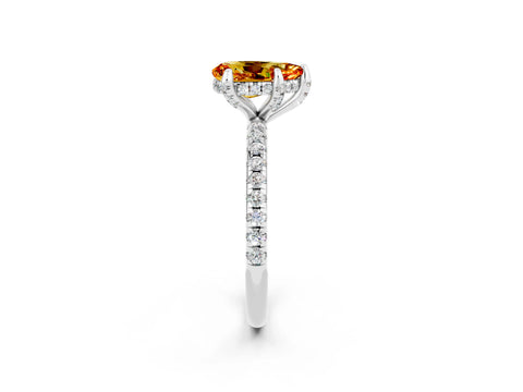 White gold Pear Cut Diamond Solitaire Ring with Four-Prong Setting and Pavé Band_2