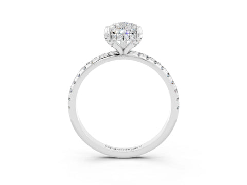 White gold Pear Cut Diamond Solitaire Ring with Four-Prong Setting and Pavé Band_3