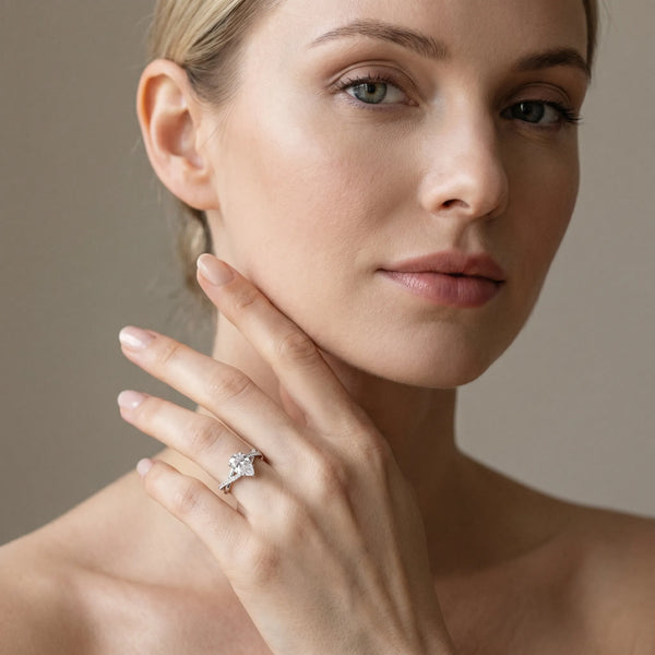White gold Pear Cut Diamond Twisted Band with Pavé Setting and Four-Prong Setting