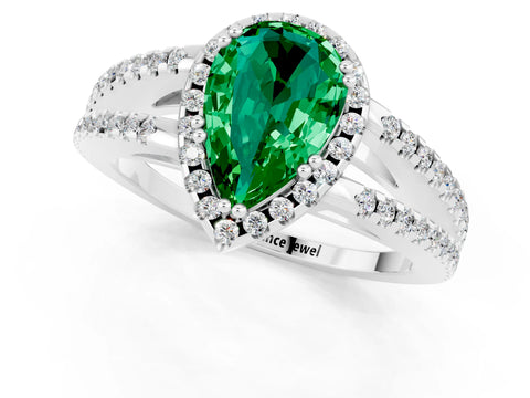 White gold Pear Cut Emerald Halo Split Shank Engagement Ring_13