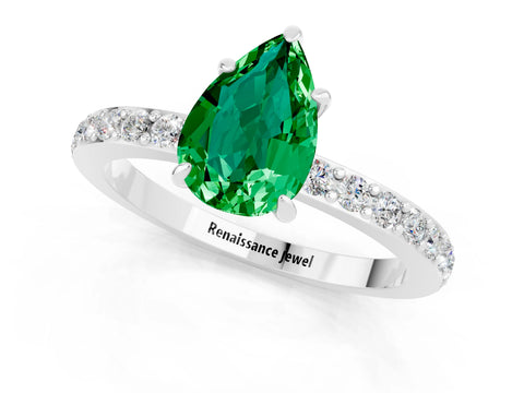 White gold Pear Cut Emerald Pavé Engagement Ring with Round  Accents and Prong Setting_25