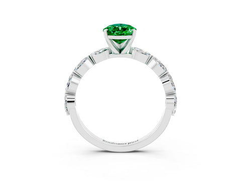 White gold Pear Cut Emerald Ring with Marquise Side Stones and Prong Setting_3