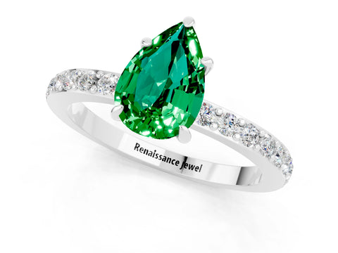 White gold Pear Cut Emerald Ring with Pavé Band and Four-Prong Setting_1