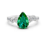 White gold Pear Cut Emerald Scattered Round Accent Ring with Prong Setting_36