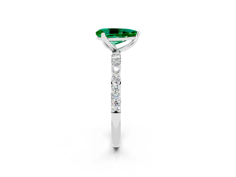 White gold Pear Cut Emerald Solitaire Engagement Ring with Pavé Band and Prong Setting_2