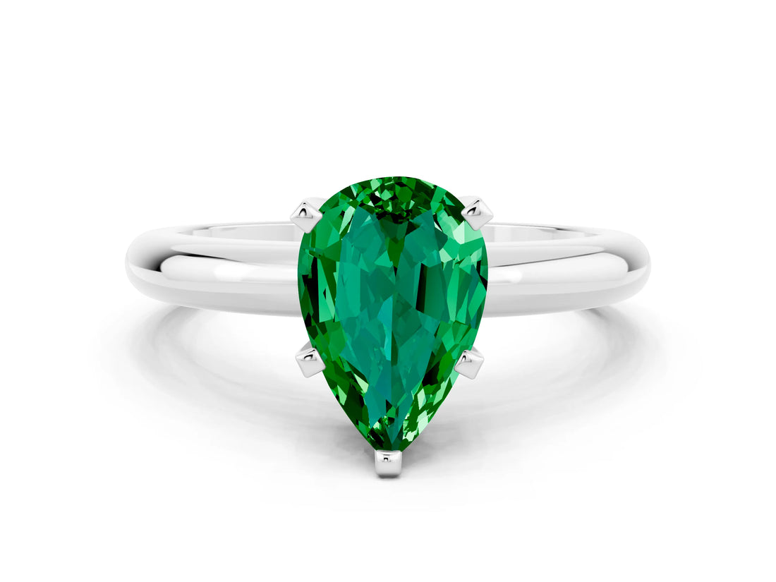 White gold Pear Cut Emerald Solitaire Engagement Ring with Round Band and Four-Prong Setting_12