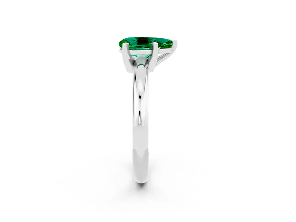 White gold Pear Cut Emerald Solitaire Engagement Ring with Round Band and Four-Prong Setting
