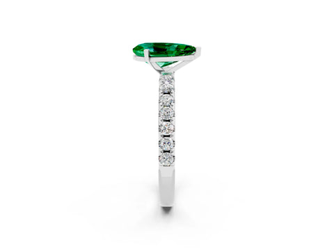 White gold Pear Cut Emerald Solitaire Pavé Band with Four-Prong Setting_2