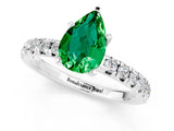 White gold Pear Cut Emerald Solitaire Pavé Engagement Ring with Round Band and Prong Setting_13