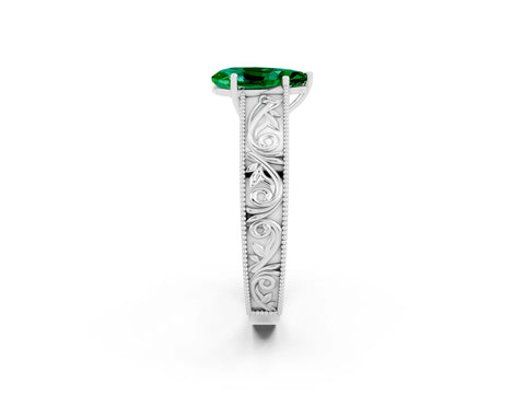 White gold Pear Cut Emerald Solitaire Ring with Engraved Band and Four-Prong Setting_2