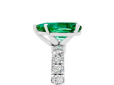 White gold Pear Cut Emerald Solitaire Ring with Pavé Accents and Four-Prong Setting_5