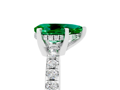 White gold Pear Cut Emerald Solitaire Ring with Pavé Band and Four-Prong Setting_29