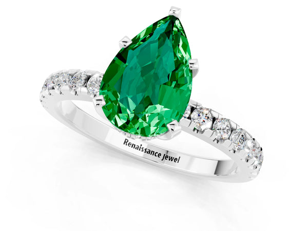 White gold Pear Cut Emerald Solitaire Ring with Round  Pavé Band and Four-Prong Setting
