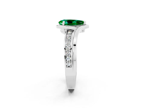 White gold Pear Cut Emerald Solitaire Ring with Split Shank and Prong Setting_2