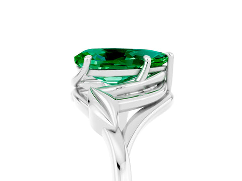 White gold Pear Cut Emerald Solitaire Ring with Twist Band and Four-Prong Setting_41