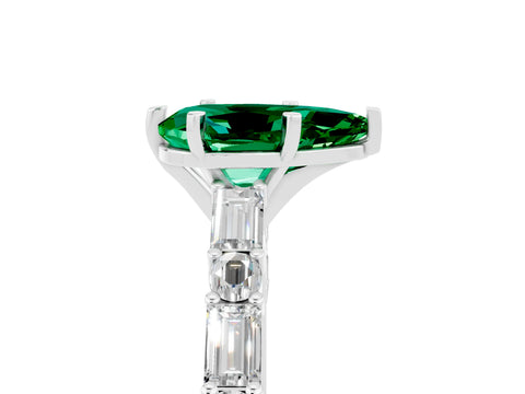 White gold Pear Cut Emerald Solitaire with Side Baguettes and Channel Set Band_5