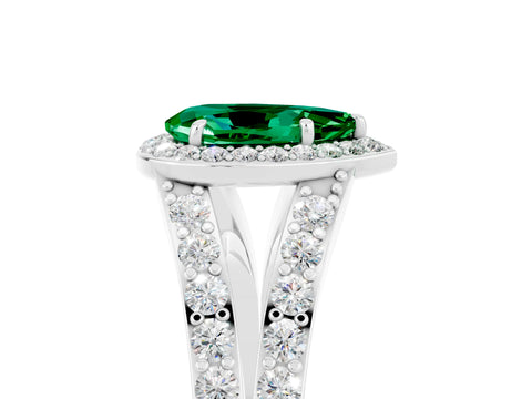 White gold Pear Cut Emerald Split Shank Halo Ring with Four-Prong Setting_17
