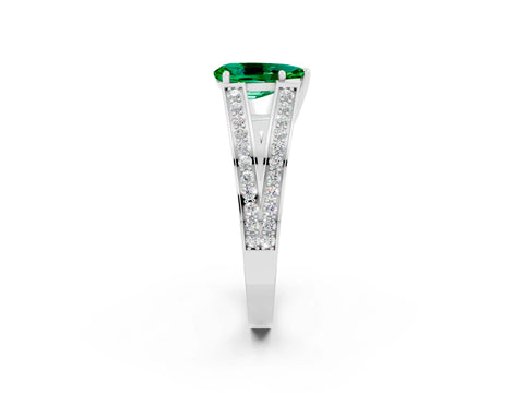 White gold Pear Cut Emerald Split Shank Ring with Pavé Band and Four-Prong Setting_2