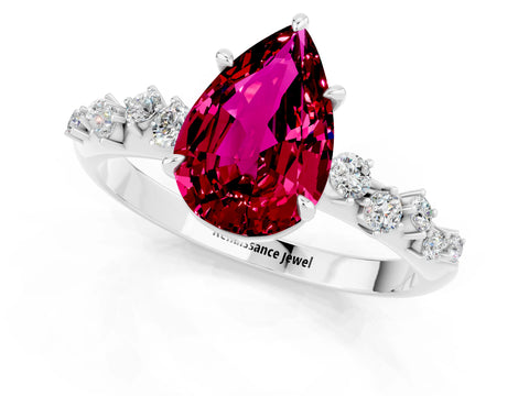 White gold Pear Cut Garnet Cluster Side Stone Solitaire Ring with Prong Setting_25