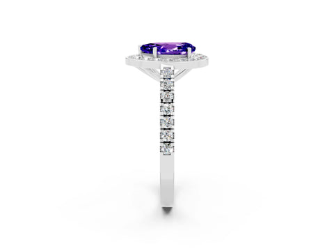 White gold Pear Cut Halo Diamond Ring with Pavé Band and Three-Prong Setting_2