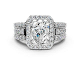 White gold Pear Cut Halo Diamond Ring with Split Shank and Four-Prong Setting_221