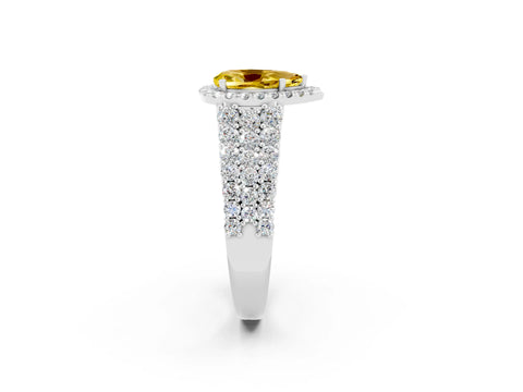 White gold Pear Cut Halo Pavé Diamond Engagement Ring with Split Shank and Four-Prong Setting_2