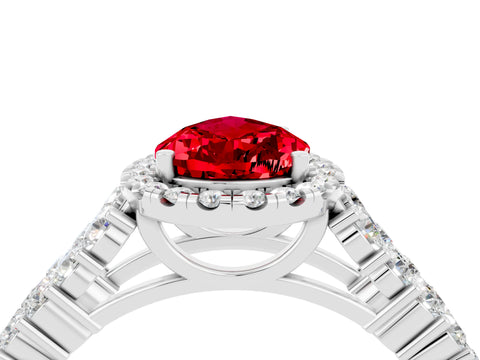 White gold Pear Cut Halo Pavé Diamond Engagement Ring with Split Shank and Four-Prong Setting_4