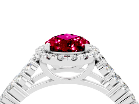 White gold Pear Cut Halo Pavé Diamond Engagement Ring with Split Shank and Four-Prong Setting_4