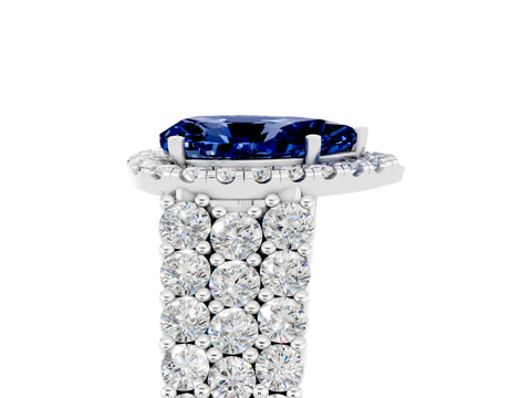 White gold Pear Cut Halo Pavé Diamond Engagement Ring with Split Shank and Four-Prong Setting_5